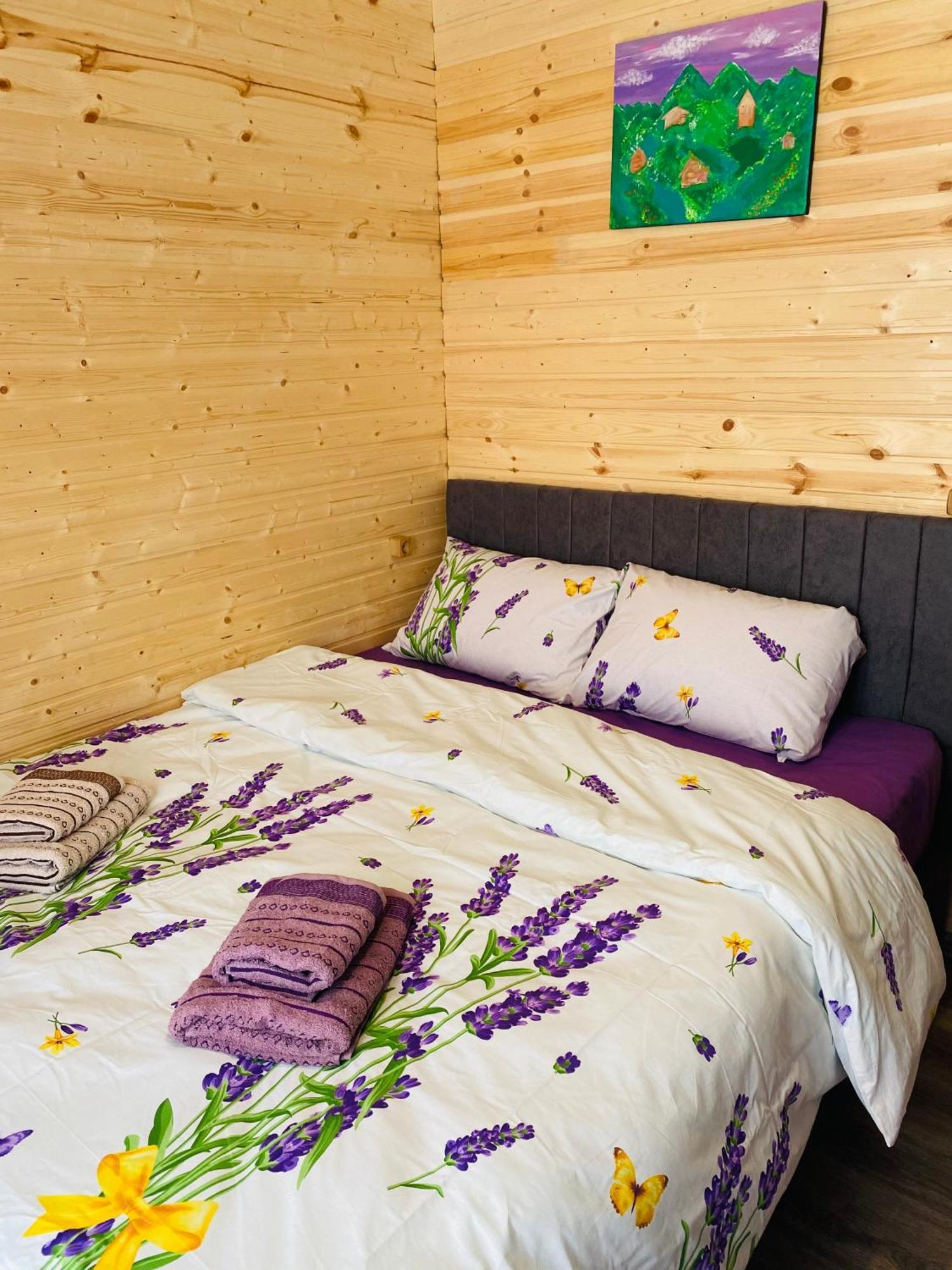 Guesthouse Nene Mestia Buitenkant foto