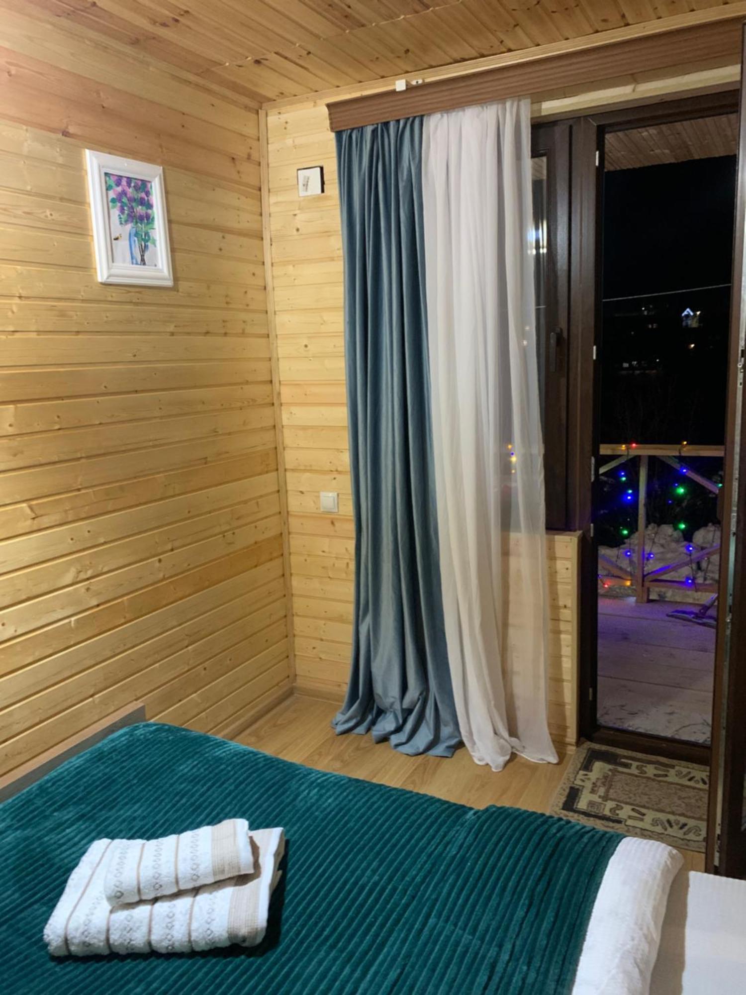 Guesthouse Nene Mestia Buitenkant foto